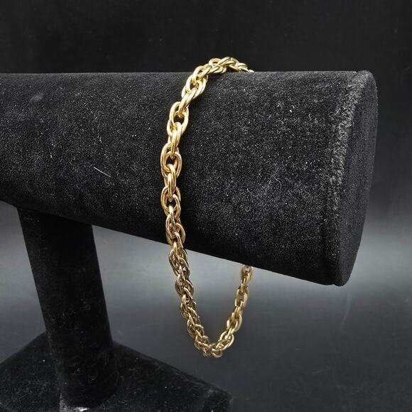 Monet Twisted Gold Tone Chain Anklet Large Bracelet Vintage Costume Jewelry - Picture 1 of 7